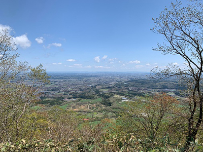 薬萊山から大崎平野を望む